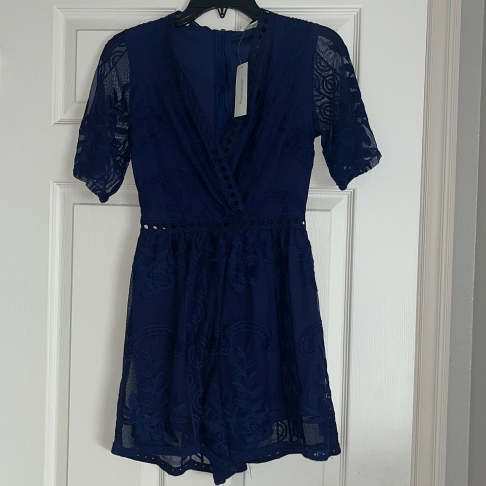 NWT Navy Francesca’s romper